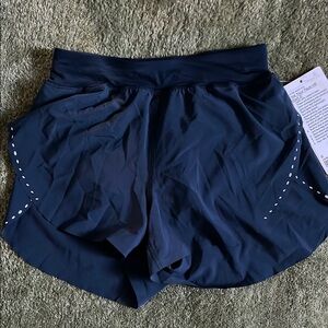 Lululemon Athletica Dark Blue NWT Find Your Pace HR short 3"